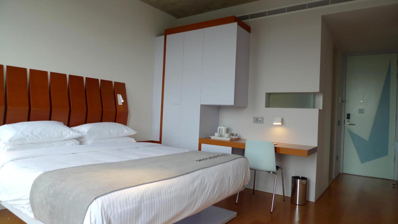 Bossa Nova Beirut Hotel Buitenkant foto