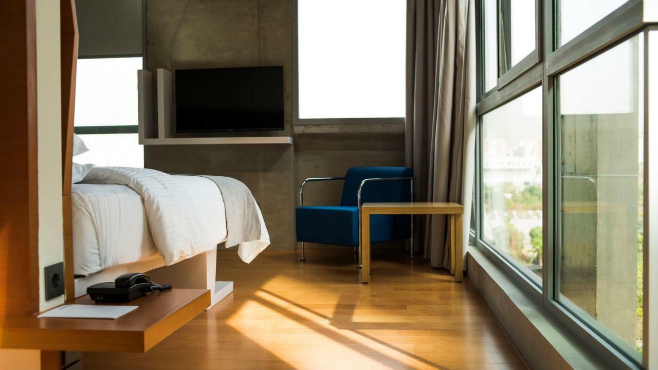 Bossa Nova Beirut Hotel Buitenkant foto
