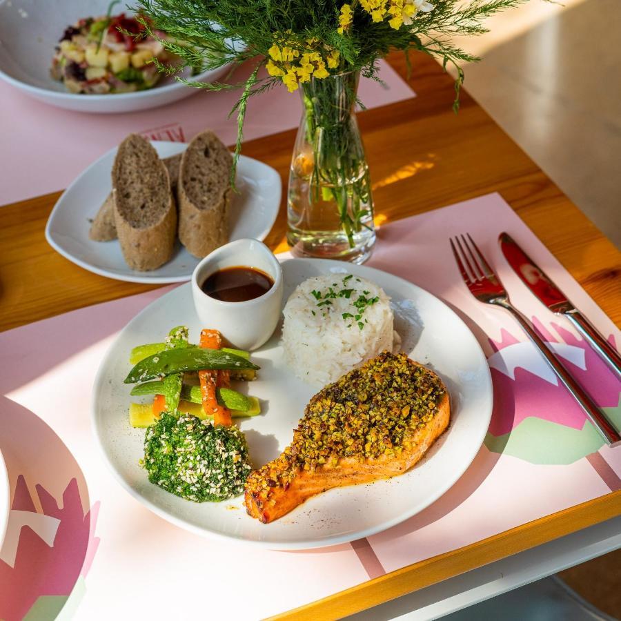 Bossa Nova Beirut Hotel Buitenkant foto